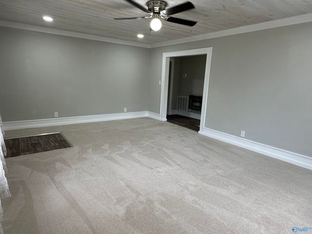 205 Lincoln Avenue NE, Fort Payne, AL 35967