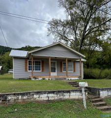 205 Lincoln Avenue NE, Fort Payne, AL 35967