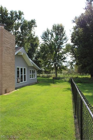 542 Lee Lore Drive, Chippewa Lake, OH 44215