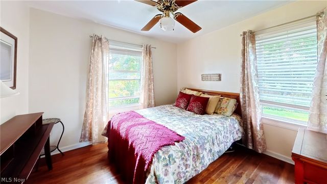 542 Lee Lore Drive, Chippewa Lake, OH 44215