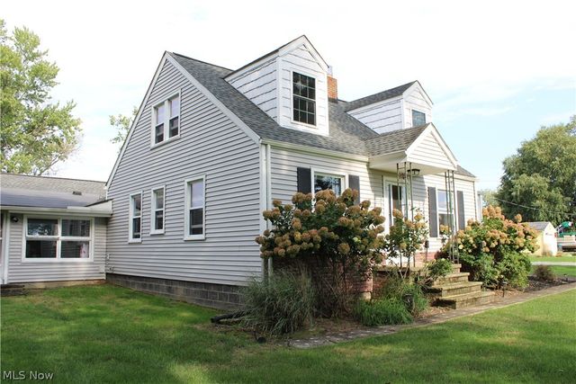 542 Lee Lore Drive, Chippewa Lake, OH 44215