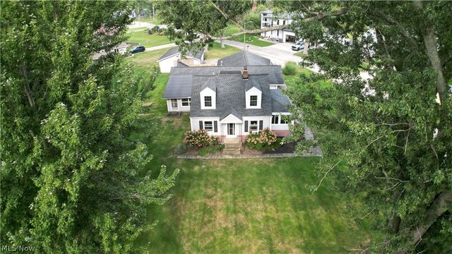 542 Lee Lore Drive, Chippewa Lake, OH 44215