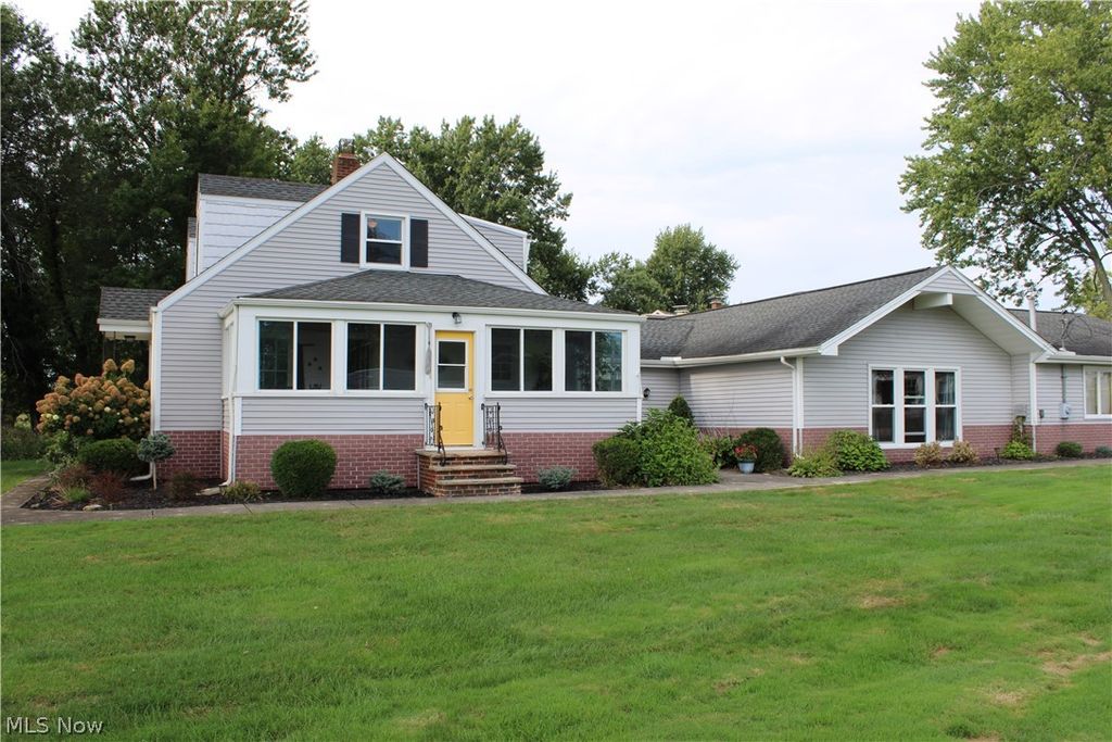 542 Lee Lore Drive, Chippewa Lake, OH 44215