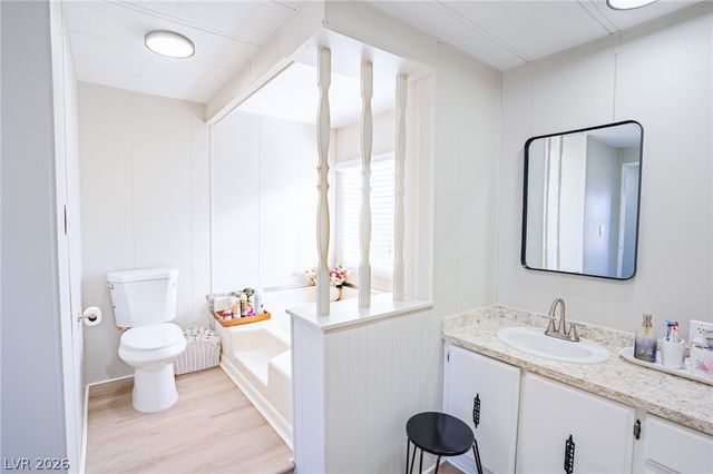 4577 Royal Ridge Boulevard 131, Las Vegas, NV 89103