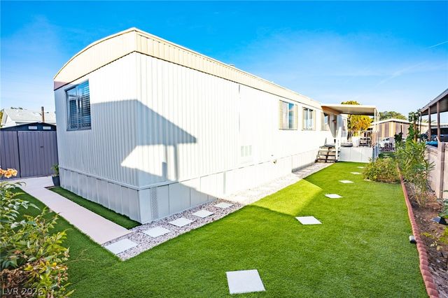 4577 Royal Ridge Boulevard 131, Las Vegas, NV 89103