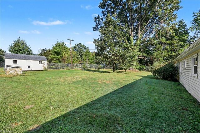 4806 Begonia Road, Pleasant Garden, NC 27313