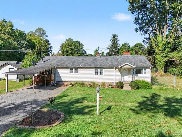 4806 Begonia Road, Pleasant Garden, NC 27313