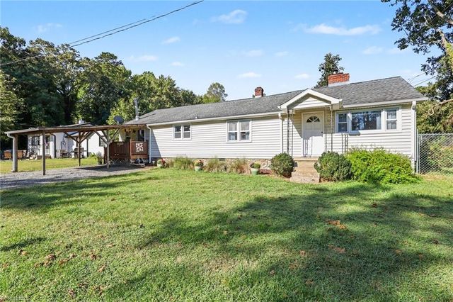 4806 Begonia Road, Pleasant Garden, NC 27313