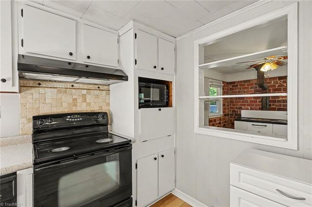 4806 Begonia Road, Pleasant Garden, NC 27313