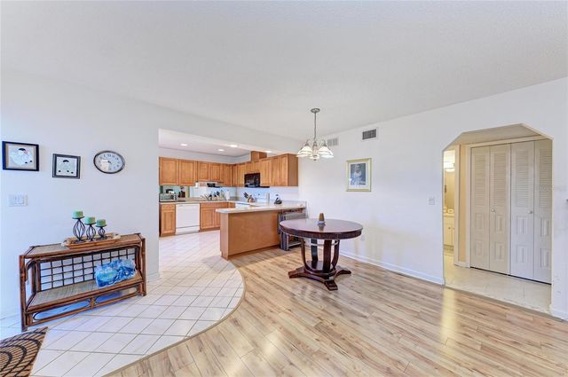 5400 34TH STREET W B16, Bradenton, FL 34210