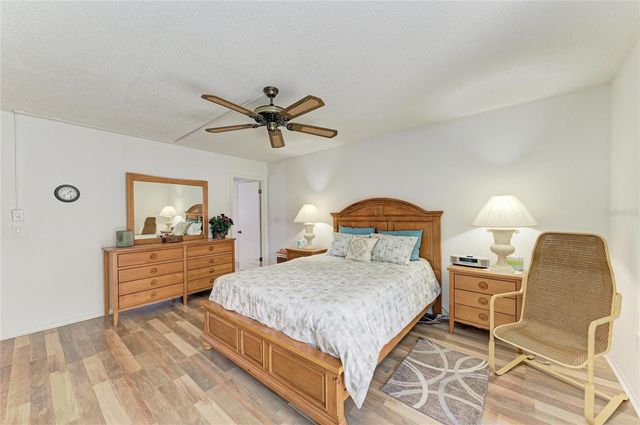 5400 34TH STREET W B16, Bradenton, FL 34210