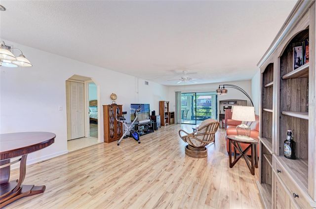 5400 34TH STREET W B16, Bradenton, FL 34210