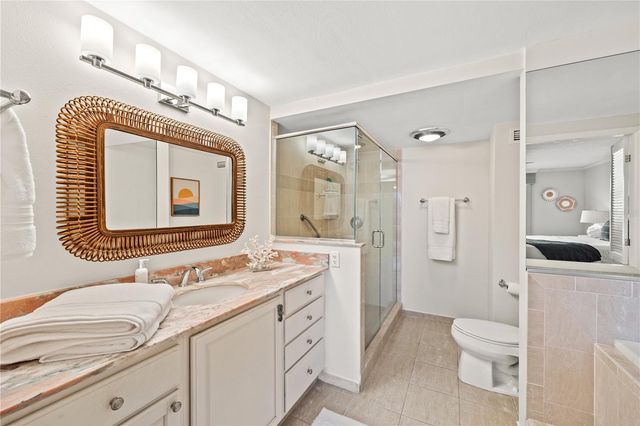 1212 BENJAMIN FRANKLIN DRIVE 701, Sarasota, FL 34236