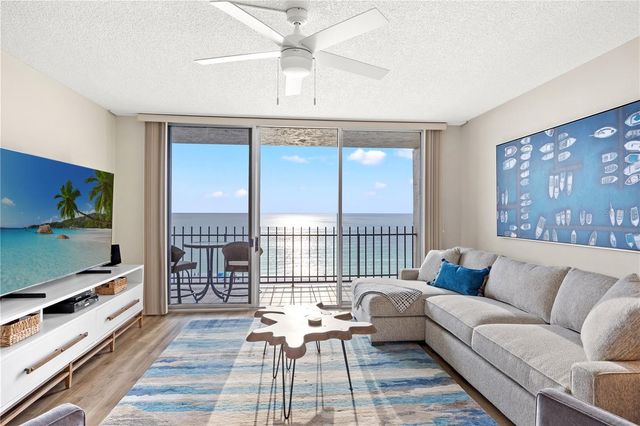 1212 BENJAMIN FRANKLIN DRIVE 701, Sarasota, FL 34236