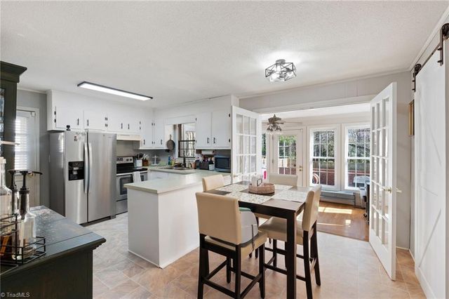 170 Cliffwood Drive, Kernersville, NC 27284