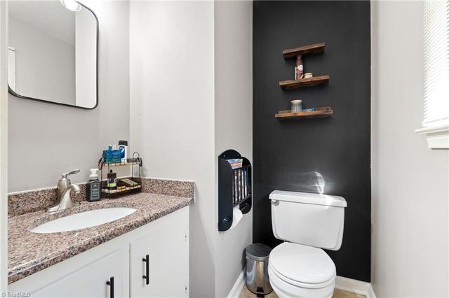 170 Cliffwood Drive, Kernersville, NC 27284