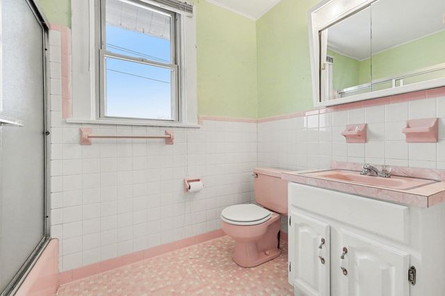 119 Bonnie Leslie Avenue, Bellevue, KY 41073