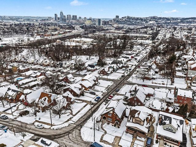 119 Bonnie Leslie Avenue, Bellevue, KY 41073