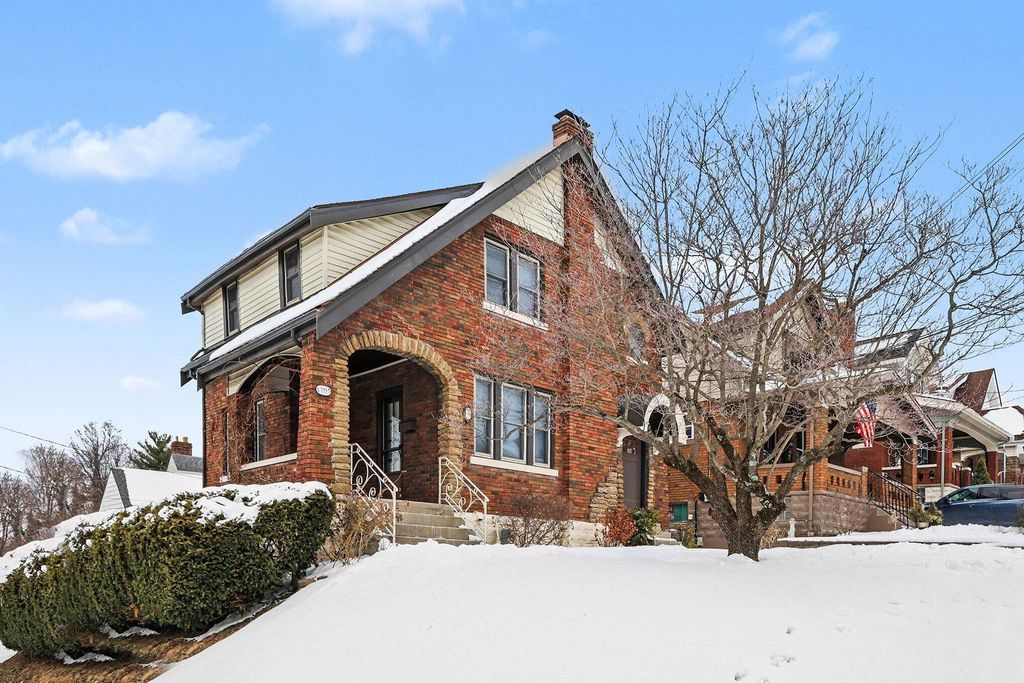 119 Bonnie Leslie Avenue, Bellevue, KY 41073