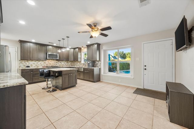 825 Forest Edge Lane, Wylie, TX 75098