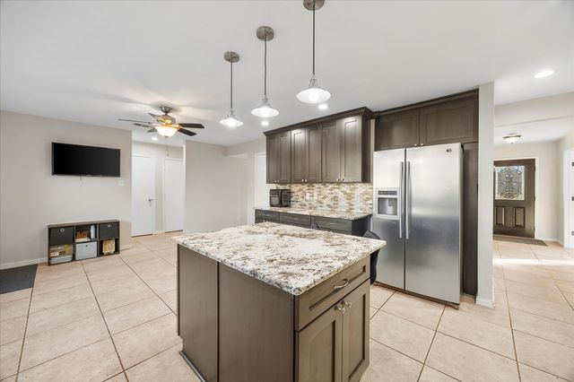 825 Forest Edge Lane, Wylie, TX 75098