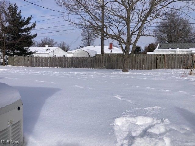 10110 Lynden Oval, Parma Heights, OH 44130