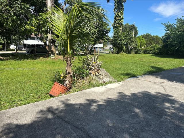 219 NE 141st Street, Miami, FL 33161