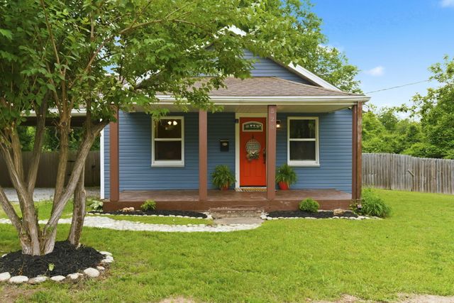 528 S Lexington Avenue, Springfield, MO 65806