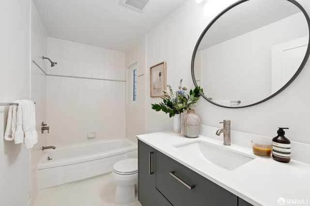 118 Ortega Street, San Francisco, CA 94122