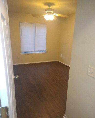 851 Piedmont Place 1, Fayetteville, AR 72703