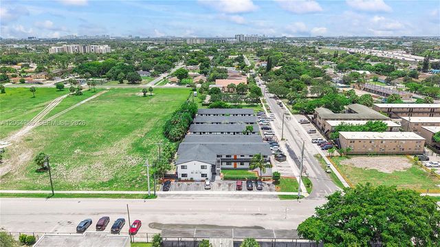 940 NW 8th Ave, Pompano Beach, FL 33060