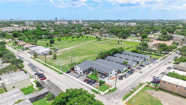 940 NW 8th Ave, Pompano Beach, FL 33060