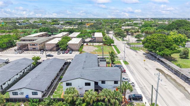 940 NW 8th Ave, Pompano Beach, FL 33060