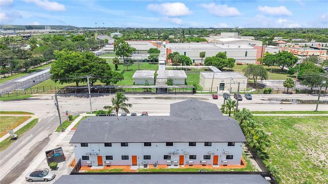 940 NW 8th Ave, Pompano Beach, FL 33060