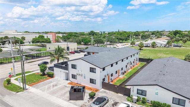 940 NW 8th Ave, Pompano Beach, FL 33060