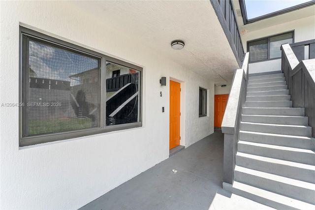 940 NW 8th Ave, Pompano Beach, FL 33060