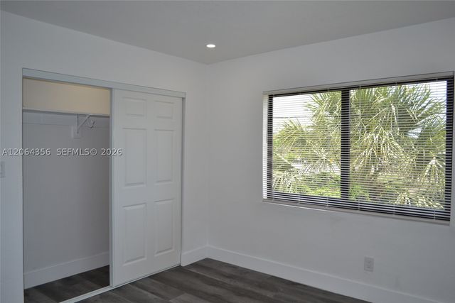 940 NW 8th Ave, Pompano Beach, FL 33060