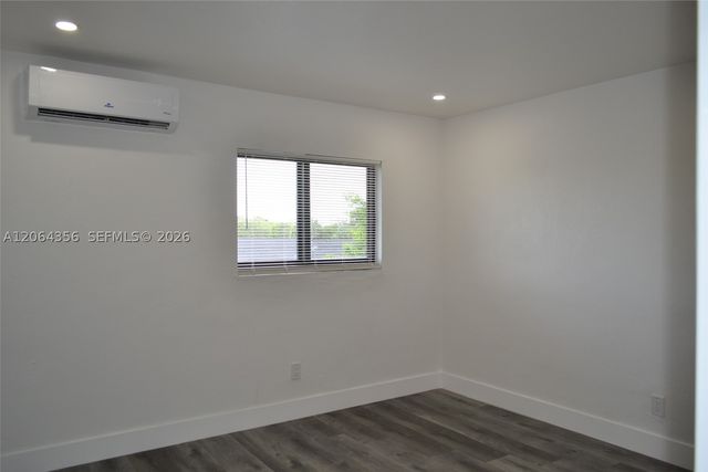 940 NW 8th Ave, Pompano Beach, FL 33060
