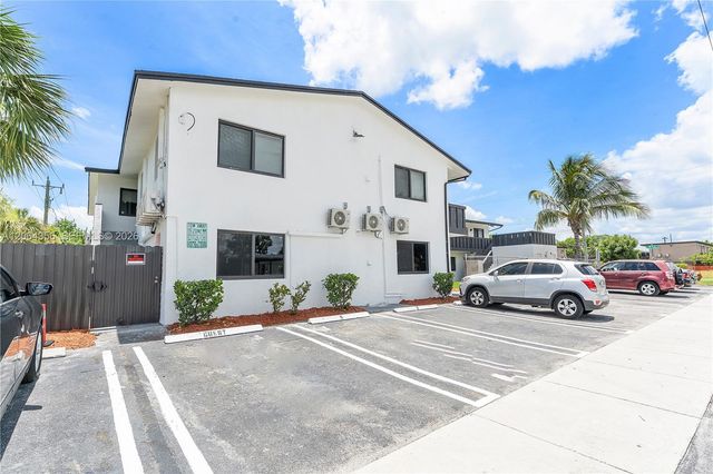 940 NW 8th Ave, Pompano Beach, FL 33060
