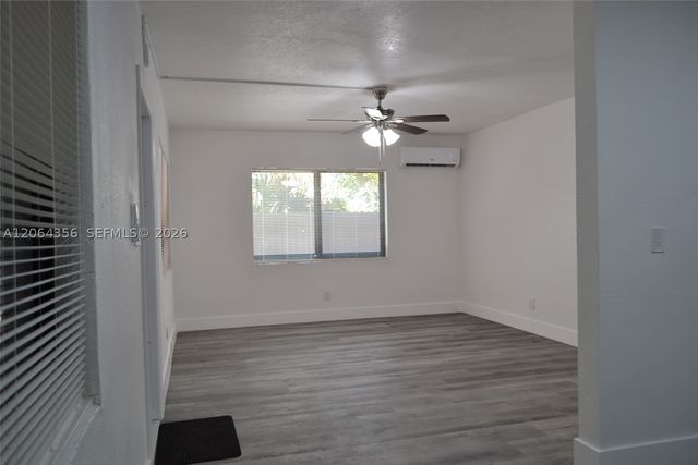 940 NW 8th Ave, Pompano Beach, FL 33060