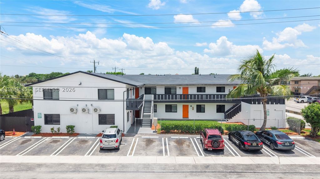 940 NW 8th Ave, Pompano Beach, FL 33060