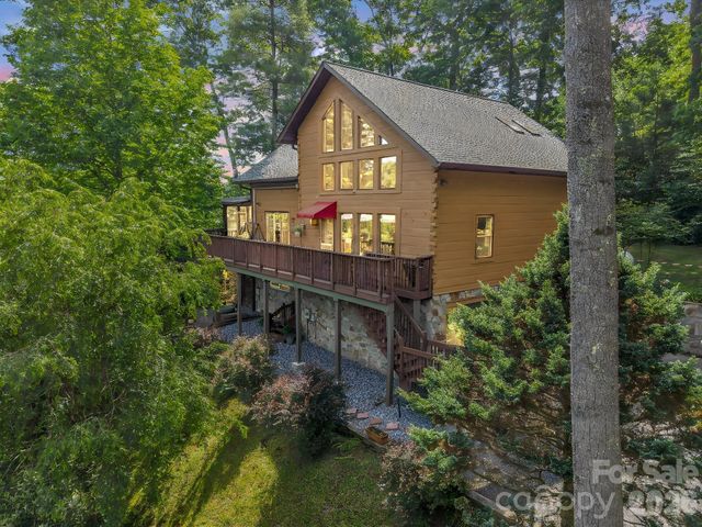 247 Woods Road, Spruce Pine, NC 28777