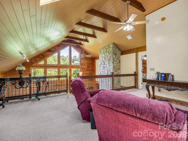 247 Woods Road, Spruce Pine, NC 28777