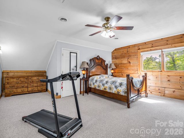 247 Woods Road, Spruce Pine, NC 28777