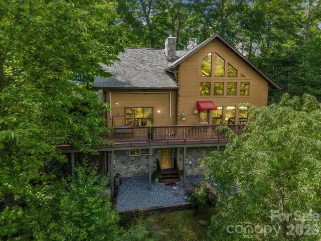247 Woods Road, Spruce Pine, NC 28777
