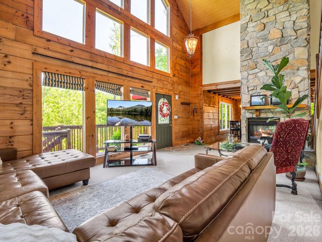 247 Woods Road, Spruce Pine, NC 28777