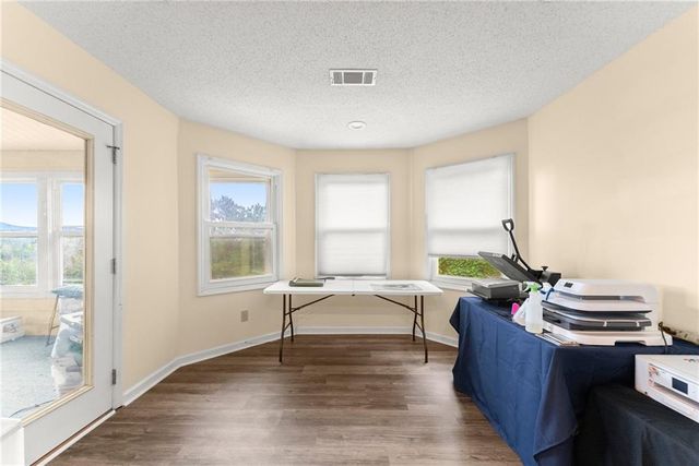 335 Oak Morris Ridge, Jasper, GA 30143