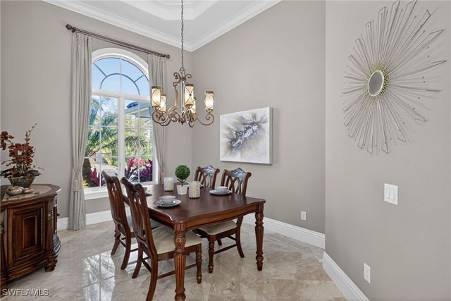 1330 MARLIN DR, Naples, FL 34102