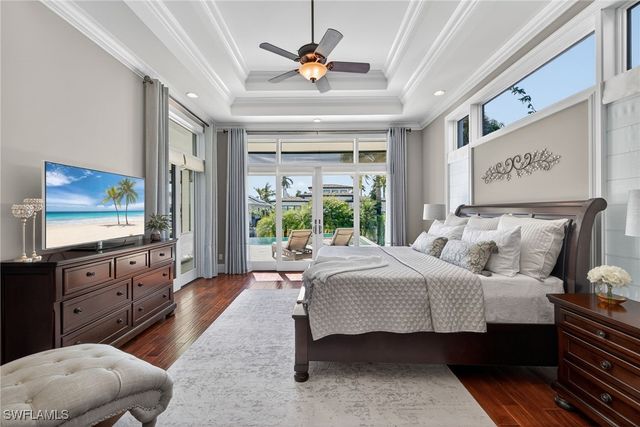 1330 MARLIN DR, Naples, FL 34102