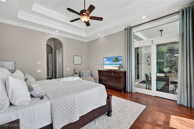 1330 MARLIN DR, Naples, FL 34102